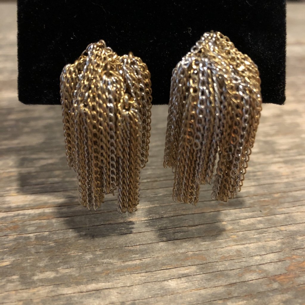 Les Bernard Gold Silver Tone Chain Tassel Clip On Earrings Vintage 1.5